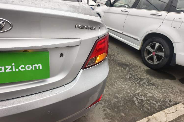 Used Hyundai Verna (older generation) 2014 1.4L Manual Smart GLS Trim