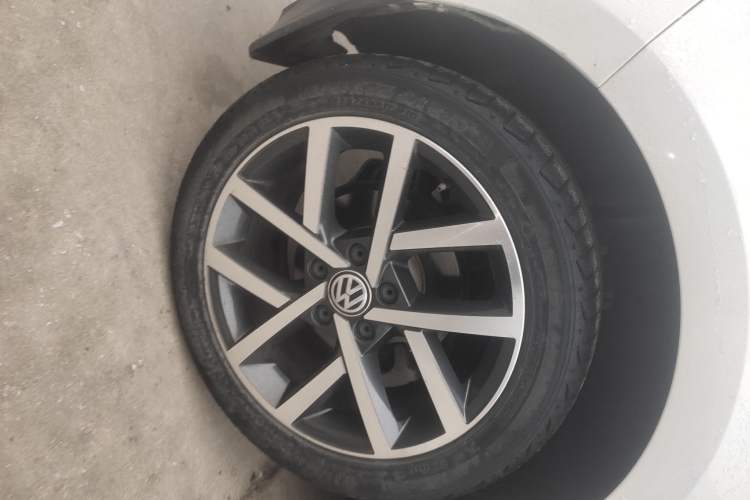 Used Volkswagen Golf 2018 230TSI Automatic Luxury Version