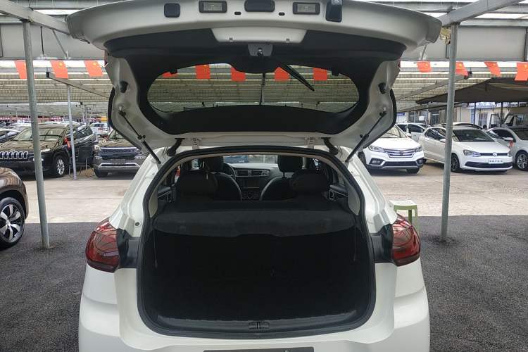 Used Citroen C3-XR 2015 1.6THP Automatic Flagship Model
