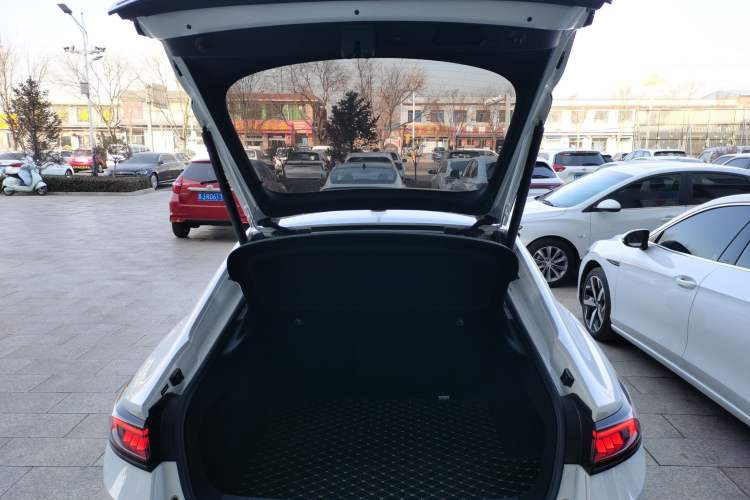 Used Volkswagen Lamando 2023 Lavida L 280TSI DSG Cool & Spicy Edition
