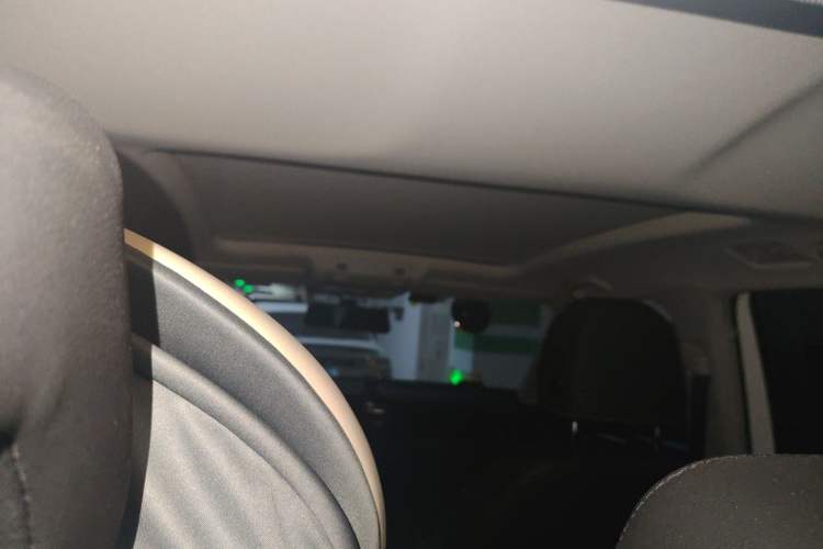 Used Volkswagen T-ROC 2018 280TSI DSG Two-Wheel-Drive Comfort Version China V Standard