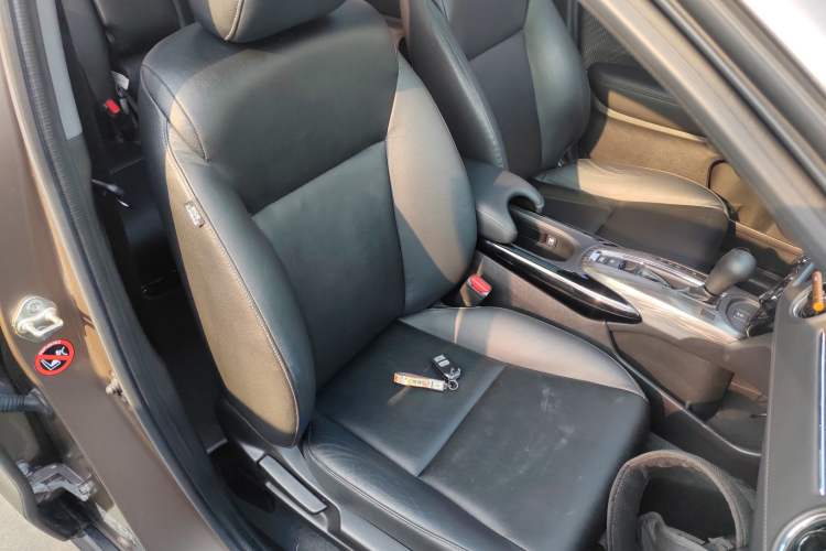 Used Honda XR-V 2017 1.8L EXi CVT Comfort Version
