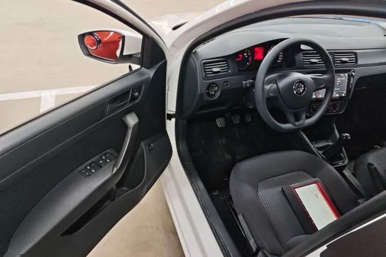 Used Volkswagen Santana 2018 1.5L Manual Fashion Edition
