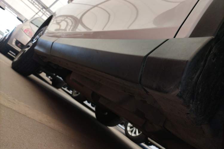 Used Toyota RAV4 2019 2.0L CVT Two-Wheel Drive Pioneer Edition China V Standard
