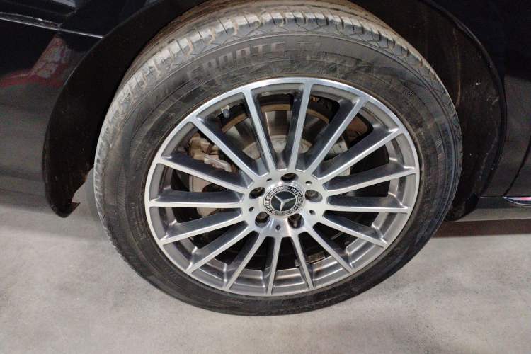 Used Mercedes-Benz E-Class 2023 Facelift E 260 L