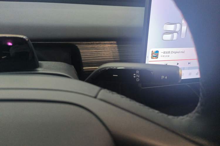 Used ONVO L60 2024 60 kWh Rear-Drive Version