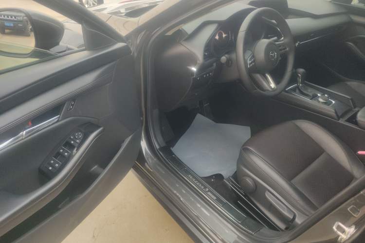 Used Mazda Mazda 3 Axela 2021 2.0L Automatic Zhiya Edition