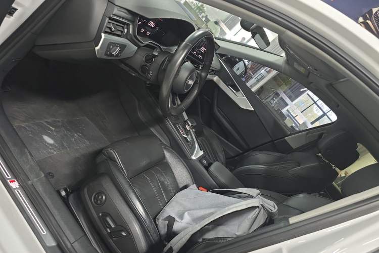 Used Audi A4L 2022 35 TFSI Fashion Dynamic Model
