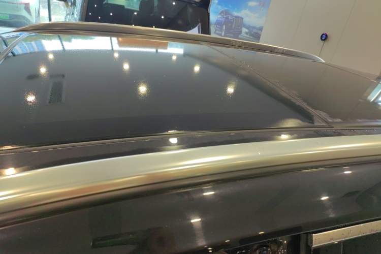 Used Hongqi HS5 2022 Facelifted Version 2.0T Smart Connect Flagship All-Wheel-Drive Edition
