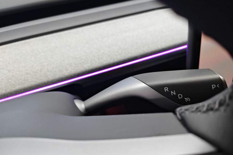 Used Tesla Model Y 2024 Rear-Wheel-Drive Version
