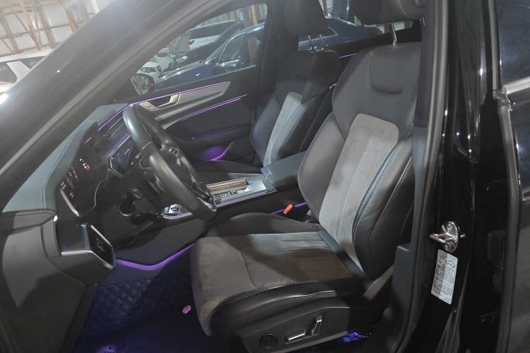 Used Audi A6L 2023 40 TFSI Luxury Dynamic Model
