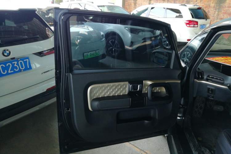 Used Baojun KiWi EV 2021 Artist Model Lithium Iron Phosphate
