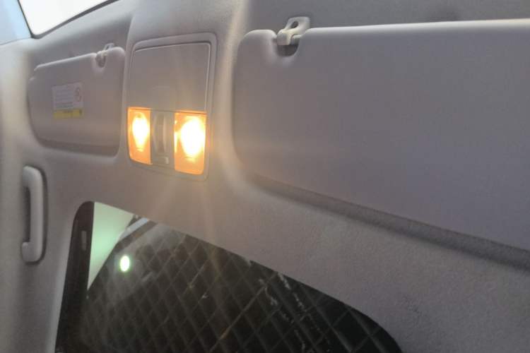 Used Kia K2 2017 Sedan 1.4L Manual Transmission GLS
