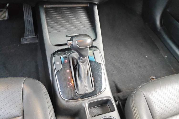 Used Kia K3 2016 1.6L Automatic GLS