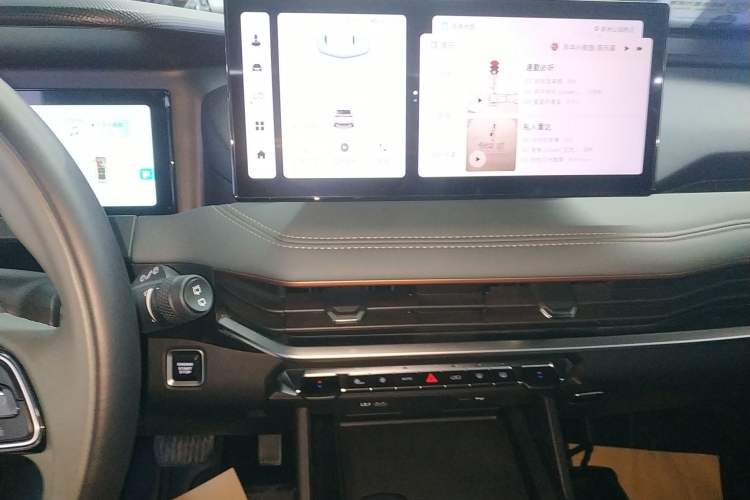 Used Geely Auto Haoyue L 2023 2.0T DCT Prestige Edition
