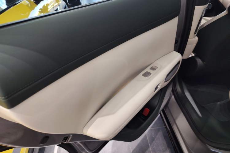 Used  YU7 2025 Ultra-Long Range Rear-Wheel Drive Version
