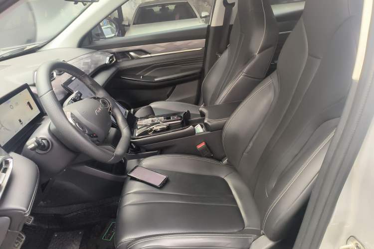 Used Dongfeng Aeolus Mage 2024 Honor Edition 1.5T Luxury Model
