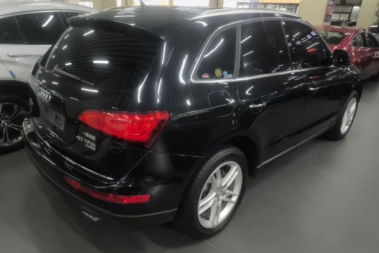 Used Audi Q5 2017 40 TFSI Comfort Model
