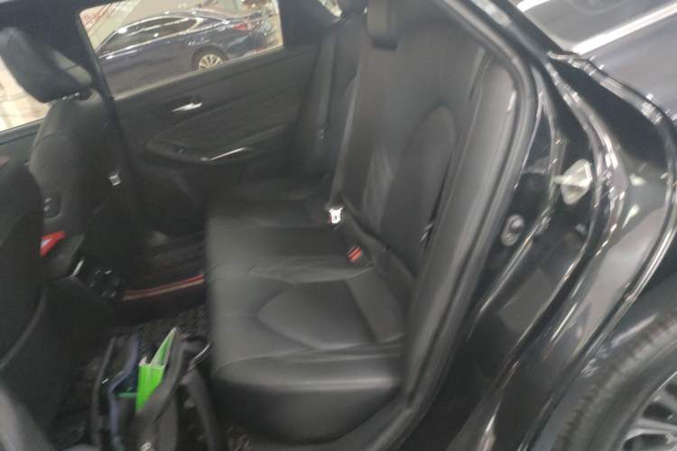 Used Toyota Avalon 2019 2.5L Touring Premium Version China VI Standard
