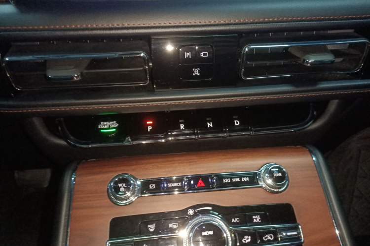 Used Lincoln Aviator 2023 3.0T V6 Four-Wheel Drive Luxury Cruise Version Six Seats