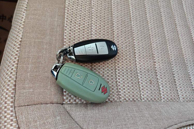 Used Suzuki S-Cross 2014 1.6L CVT Two-Wheel Drive Elite Version
