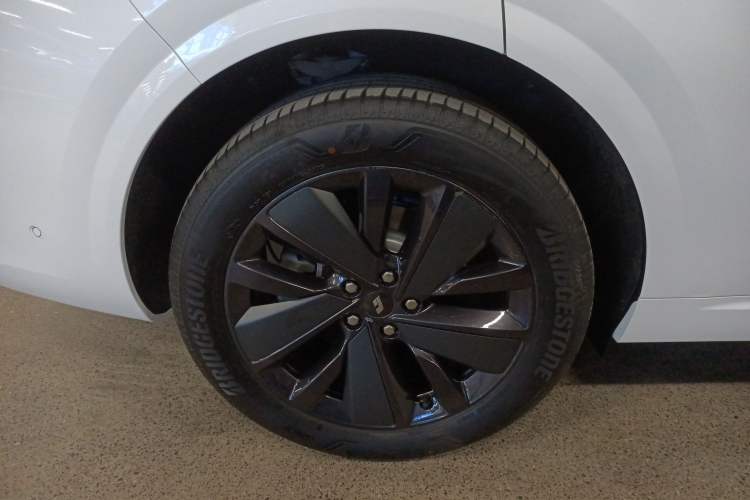 Used Li Auto L6 2025 Pro Smart Refresh Edition
