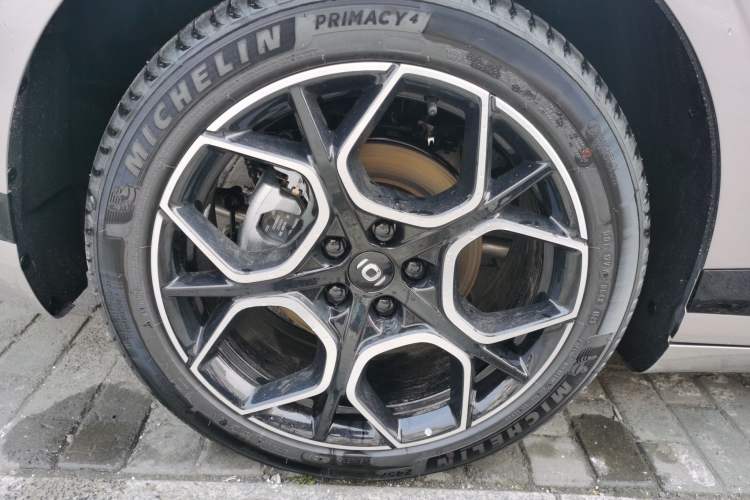 Used  A07 2025 Range-Extended "True Fragrant" Edition 230 Flagship Model