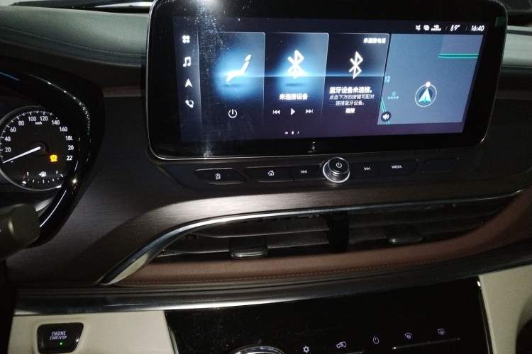 Used Buick GL8 2023 Land Executive Class Smart Enjoyment Model
