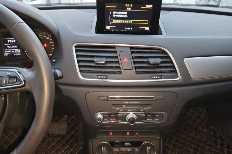 Used Audi Q3 2016 30 TFSI Fashion Model
