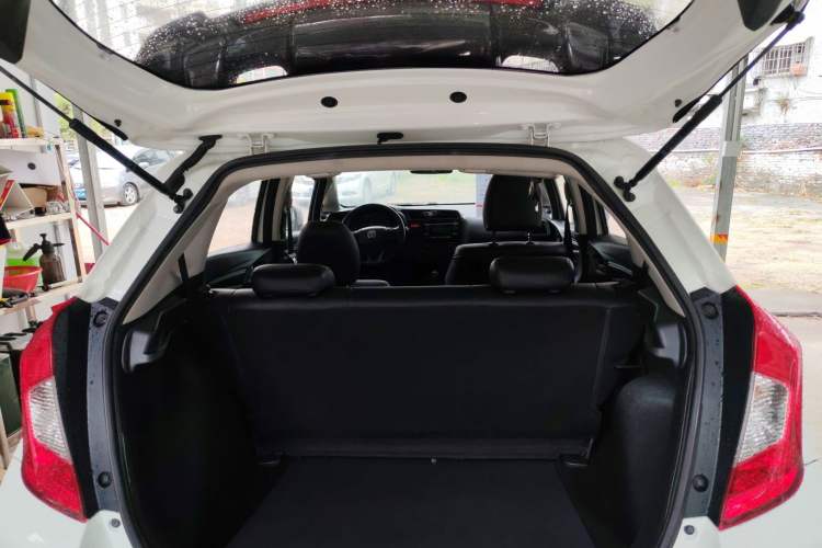 Used Honda Fit 2016 1.5L SES CVT Fashion Sunroof Edition