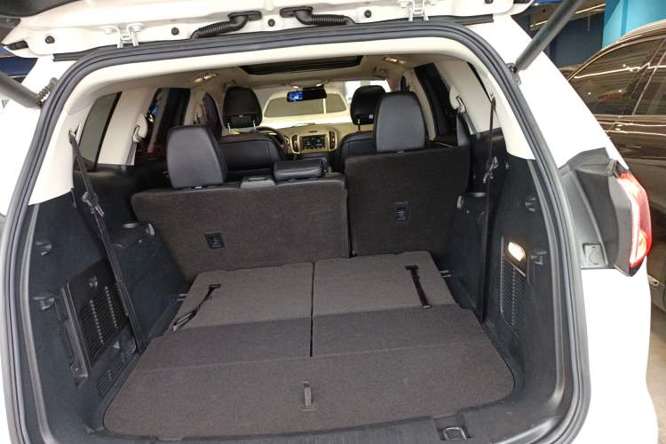 Used Ford Edge 2018 EcoBoost 245 Two-Wheel-Drive Titanium 7-Seater China V Standard
