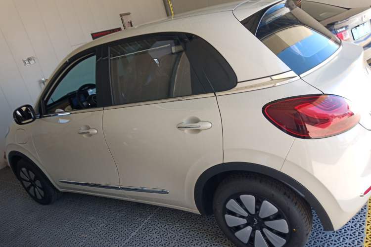 Used Wuling Bingo 2024 333 km Enjoyment Version
