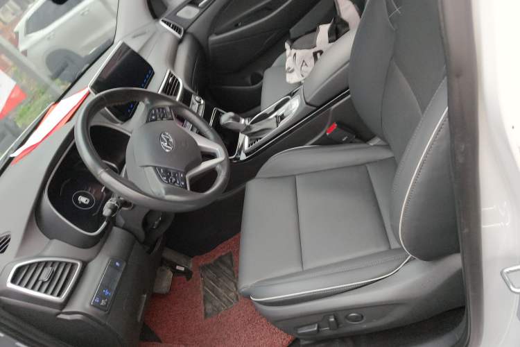 Used Hyundai Tucson 2020 280TGDi Two-Wheel-Drive GLS Fashion Edition China VI Standard
