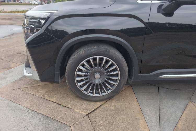 Used Geely Auto Haoyue L 2025 2.0T DCT Luxury Edition