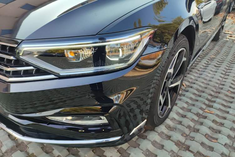 Used Volkswagen Magotan 2023 2 Million Units Commemorative Edition 330TSI DSG Luxury Version