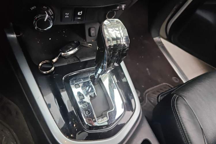 Used Nissan Terra 2020 2.5L XL Upper 4WD Automatic Four-Wheel Drive Luxury Edition