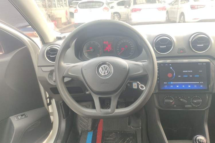 Used Volkswagen Jetta 2017 1.4L Manual Fashion Edition