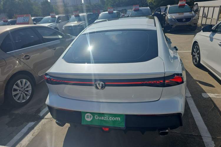 Used Changan UNI-V 2023 1.5T Prestige Model
