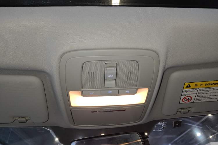 Used MG 6 2017 20T Automatic Trophy Prestige Internet Edition China V Standard
