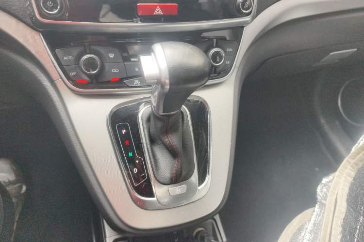 Used Haval H6 2017 Red-Label Sport Edition 1.5T Automatic Two-Wheel Drive Luxury Model
