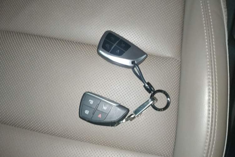 Used Buick Envision 2021 Encore Plus 652T Five-Seat Luxury Model
