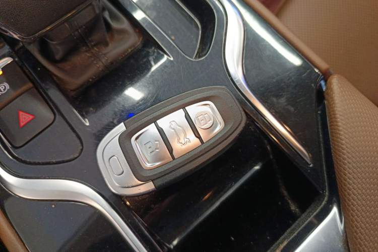 Used Hongqi E-QM5 2023 620km PLUS