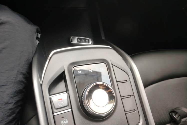 Used Geely Auto Emgrand New Energy 2022 EV Pro Ride-Hailing Version Lithium Iron Phosphate
