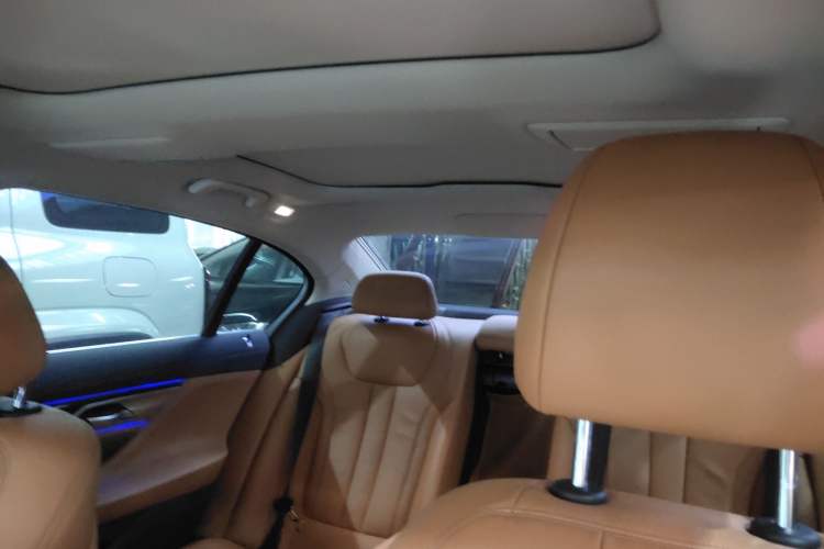 Used BMW 7 Series 2018 730Li Leading Model Excellence Package
