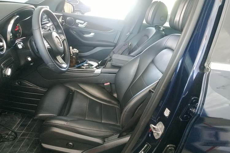 Used Mercedes-Benz GLC 2018 Facelifted GLC 260 4MATIC Dynamic Edition