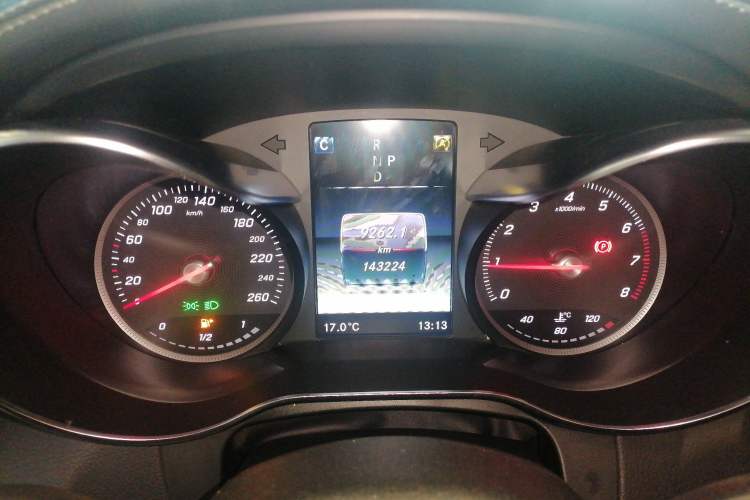 Used Mercedes-Benz GLC 2016 GLC 300 4MATIC Dynamic Model