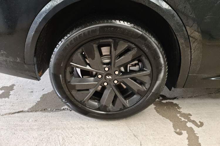 Used Li Auto L8 2023 Air model