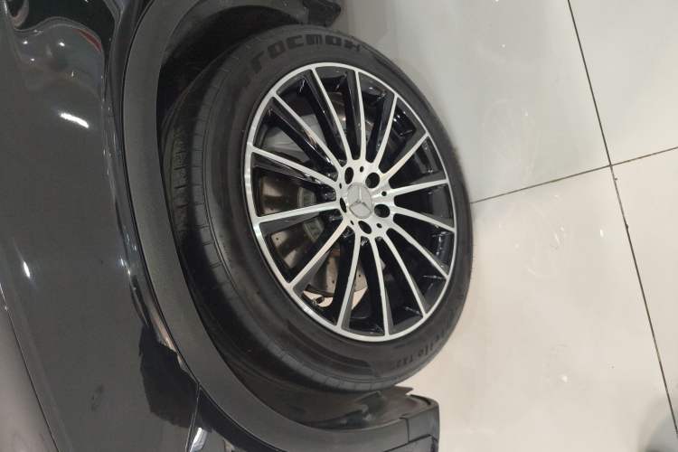 Used Mercedes-Benz GLC Coupe AMG 2017 AMG GLC 43 4MATIC Coupe SUV
