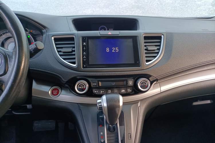 Used Honda CR-V 2015 2.4L four-wheel drive luxury version
