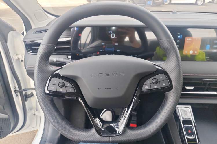 Used Roewe i5 2023 1.5L CVT Luxury Edition
